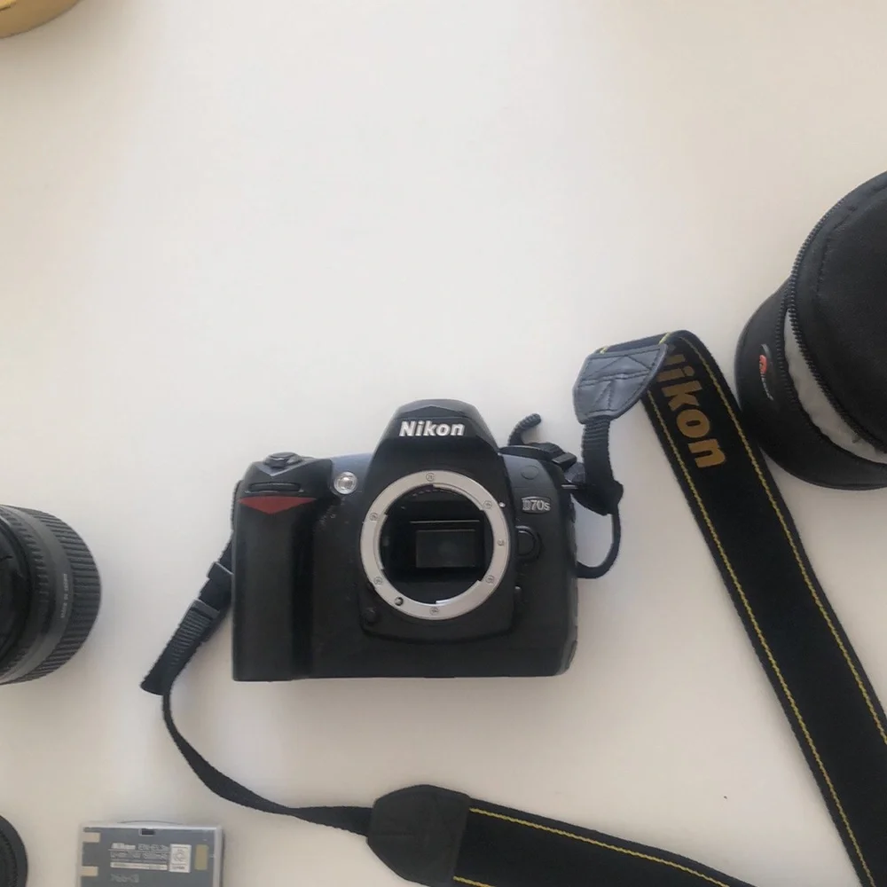 Nikon D70 Camera with 2 batteries, case & all you see!